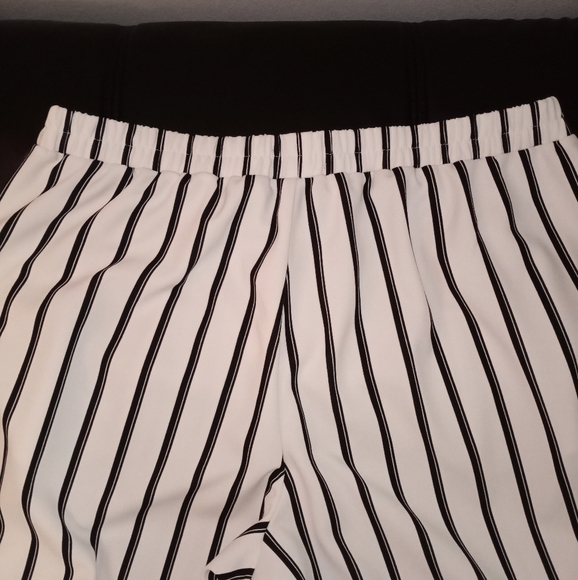 Wide Leg Dress Pants Palazzos with Stretch Waistband Sz. 3X - Picture 7 of 10